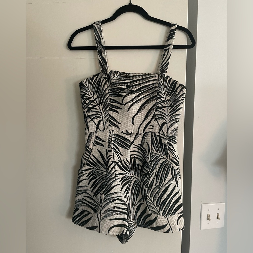 Hutch Annie romper - Picture 8 of 8